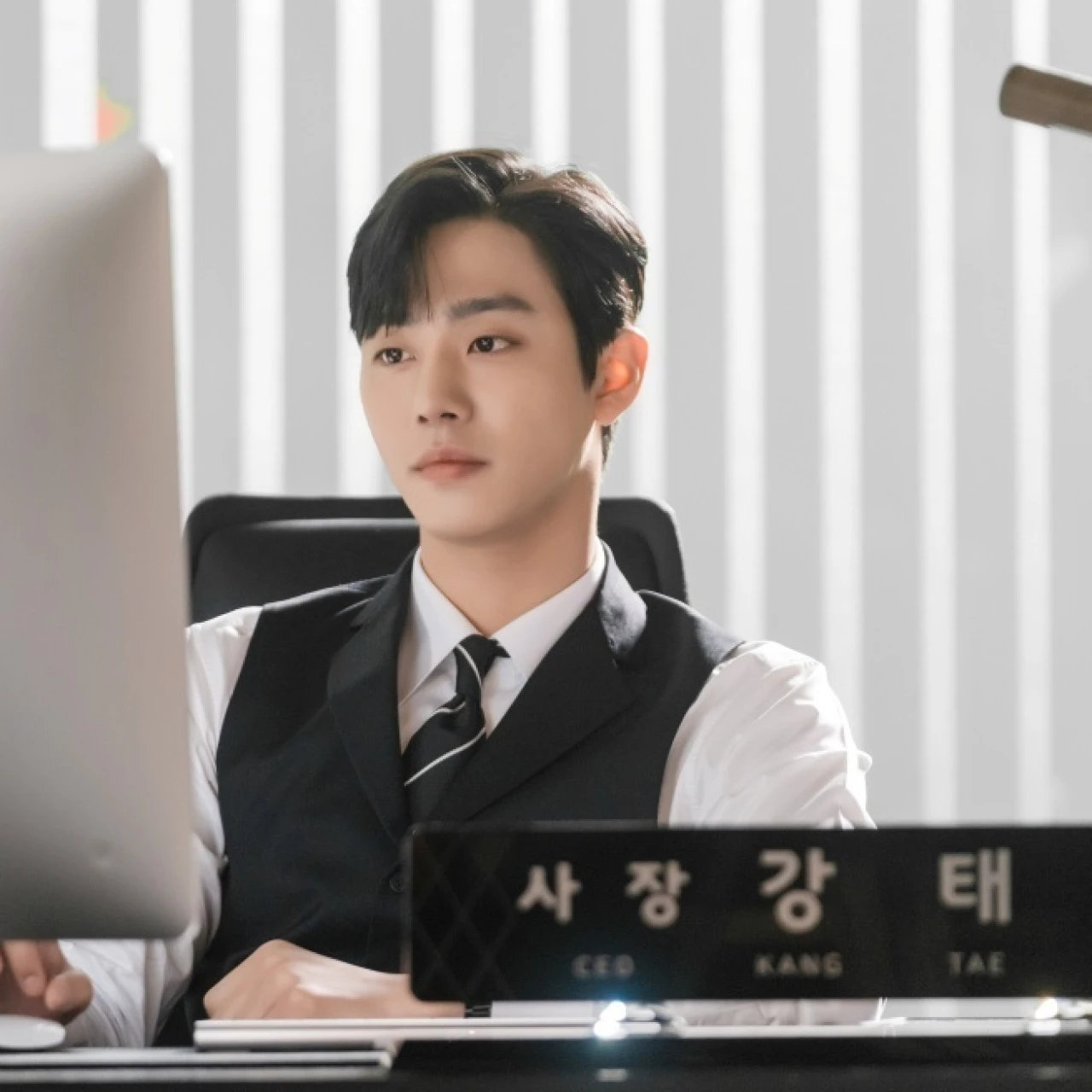 『徹子の部屋』で話題のアン・ヒョソプ主演! 『社内お見合い』は胸キュン&笑いが満載♡【韓ドラオタクおすすめの1本】