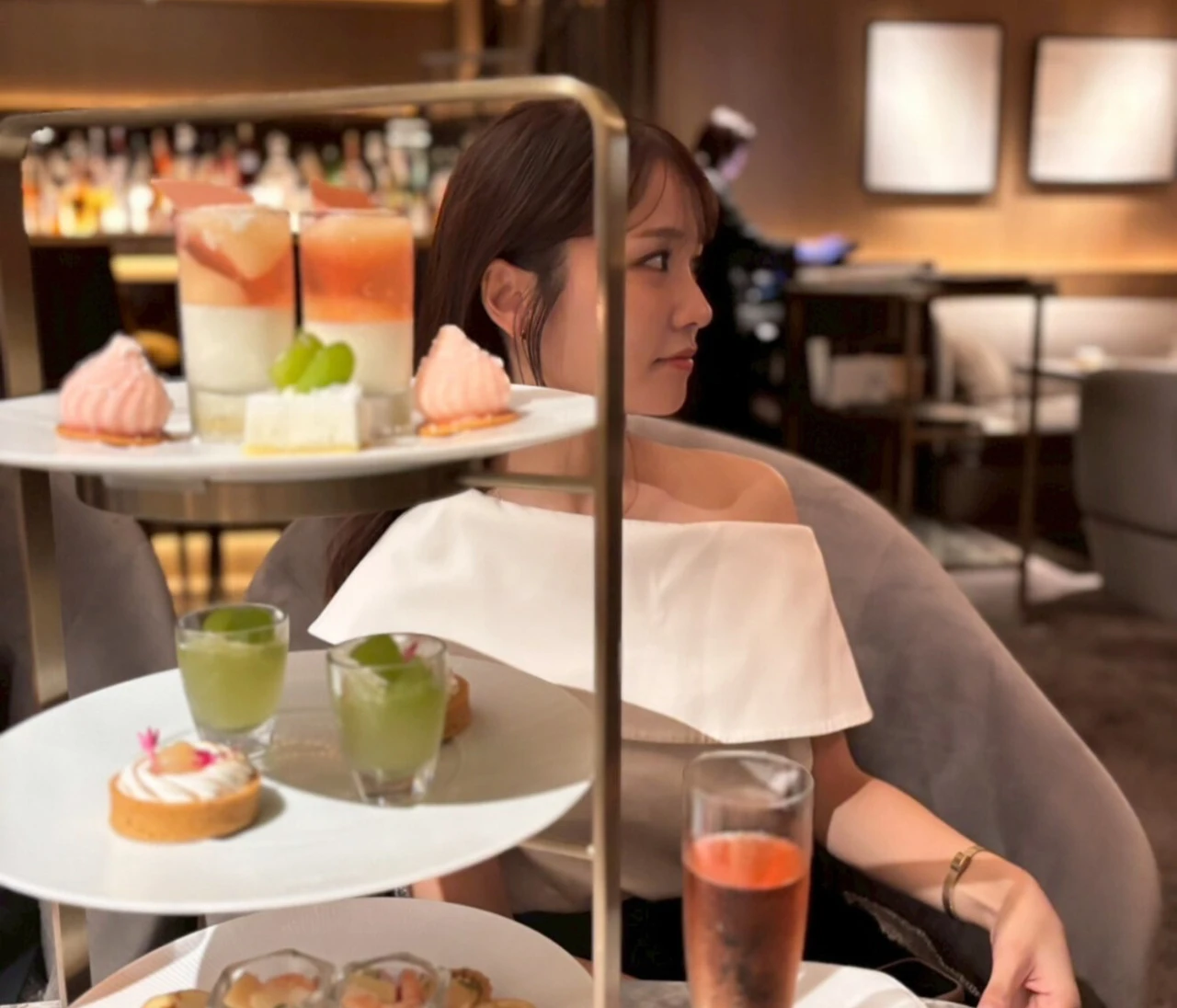【OL休日の過ごし方】インターコンチネンタル東京ベイで「桃×マスカット」のアフタヌーンティー🍑