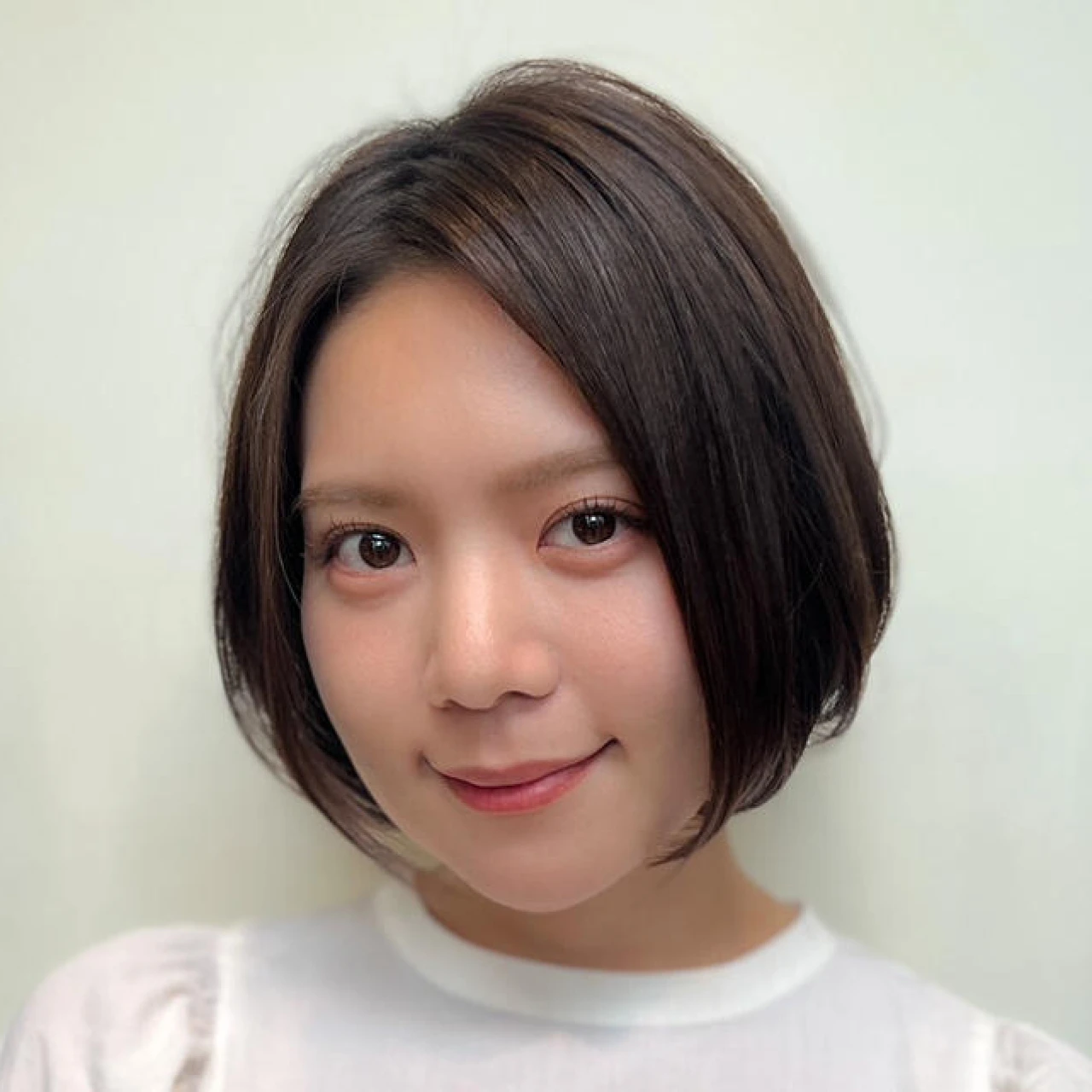 【最新】30代40代「前髪無し」ショートボブ・ボブ・ショートヘア33選！　定番な理由はやっぱり楽ちん。大人女子に似合う髪型まとめ
