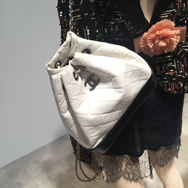 憧れのハイブランド春夏展示会レポート【バッグ&シューズ編】