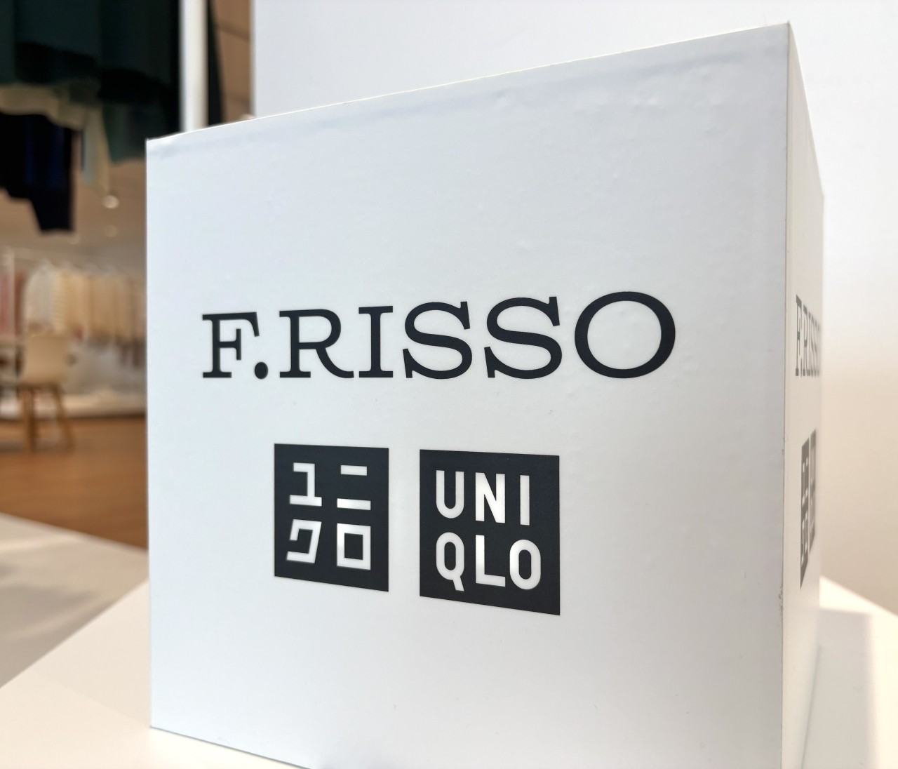 【ユニクロ新作】元マルニデザイナーとのコラボ「UNIQLO F.RISSO（ユニクロ エフ・リッソ）」のメンズニット全型を試着！ 30代女性こそLサイズがおすすめ