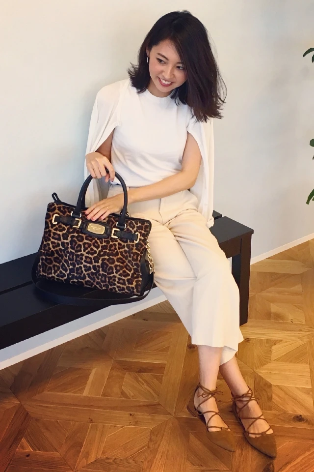 【お仕事服スナップ】モテちゃう白コーデ＋アニマル盛り♥︎