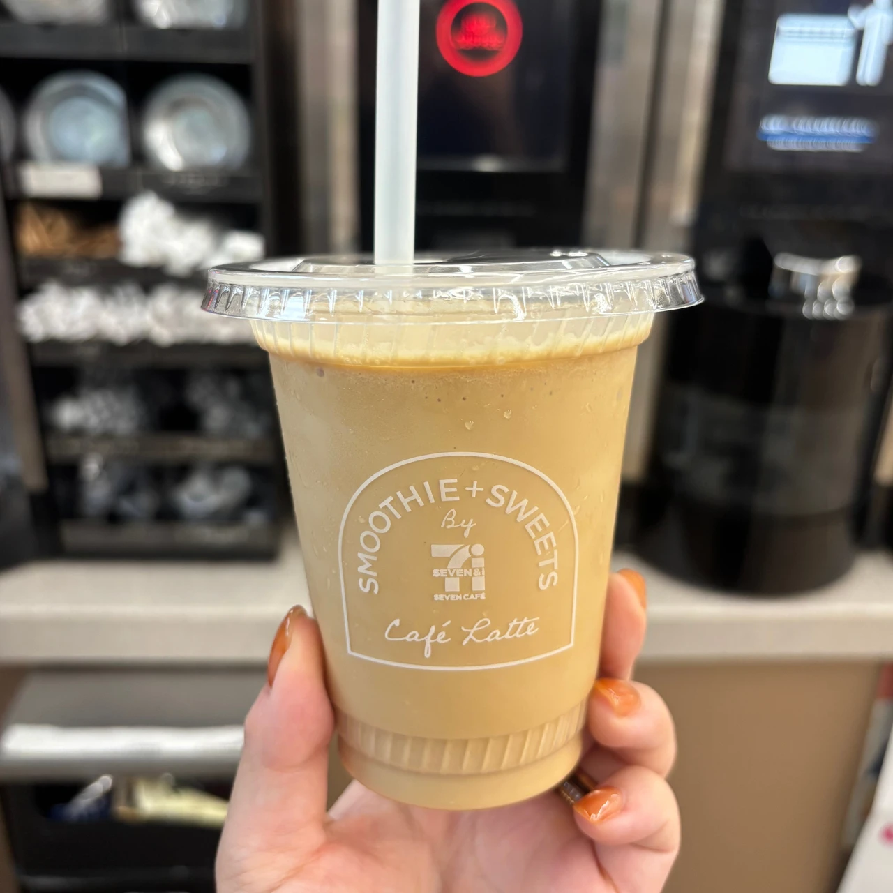 【セブンーイレブン】8月12日ついに全国展開!「セブンカフェスムージー」カフェラテスムージーを初体験してきた