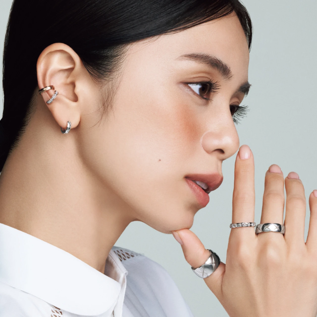 【シャネル】「ココ クラッシュ」のリングを重ねづけして自分らしさを手もとに