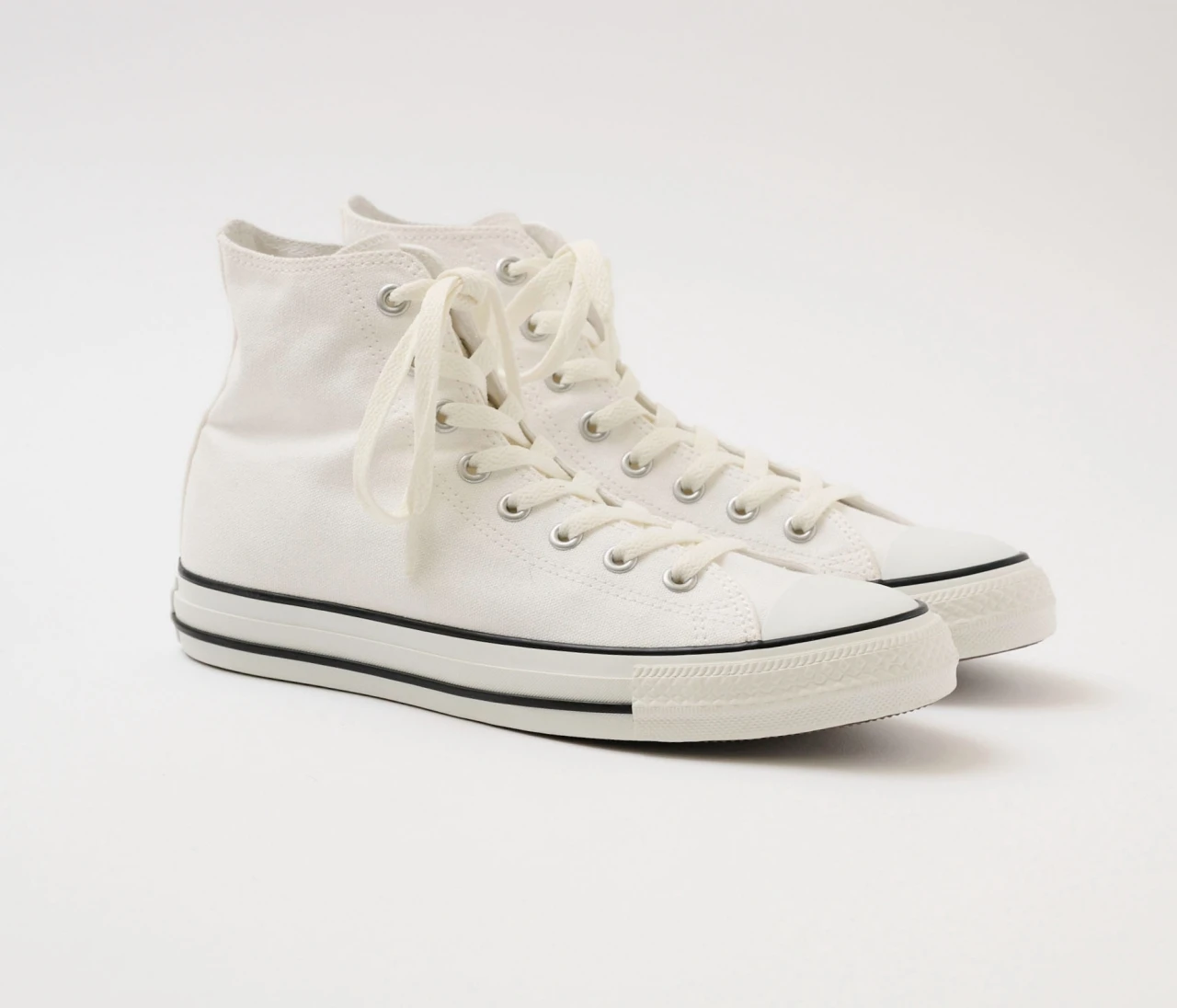 【コンバース】生まれ変わったオールスター HIがビジュもはき心地も最高だった！スニーカーの選び方も【きれいめ派の通勤・休日スニーカー】