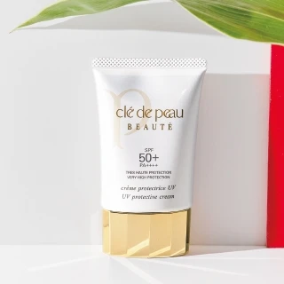 肌見せを楽しむならこのUV！美容家・神崎恵さんが推す名品アイテム