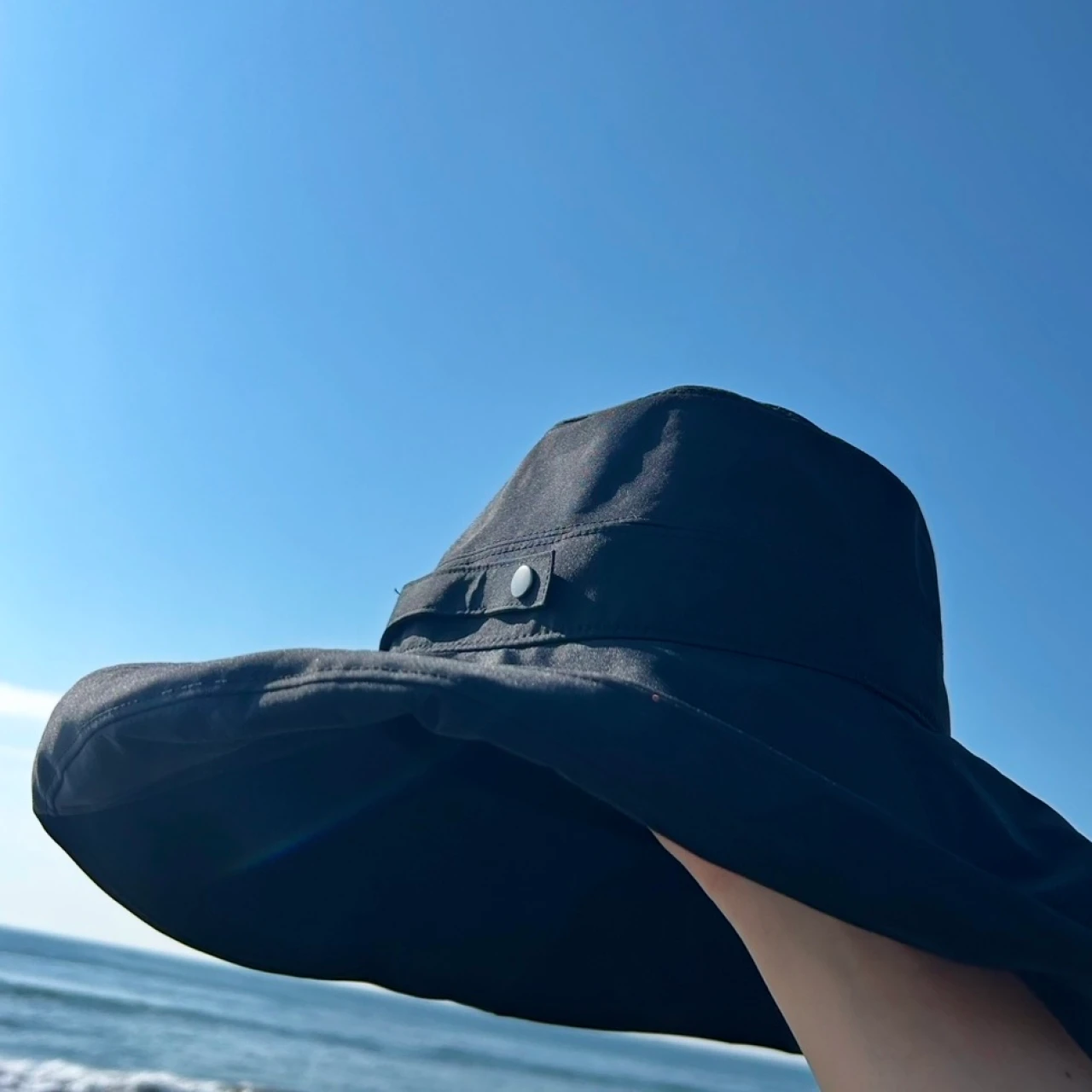 日傘代わりの最強UVカット帽子『サンバリア100』のハットで夏のお出かけも快適【エディターズピック】