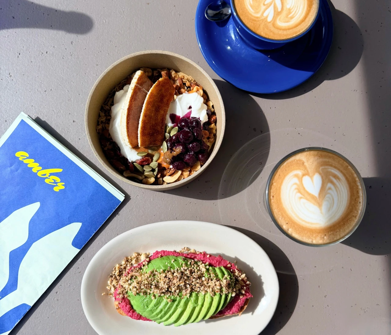 【自由が丘】朝活におすすめ！開放感のあるカフェ｜Amber（アンバー）