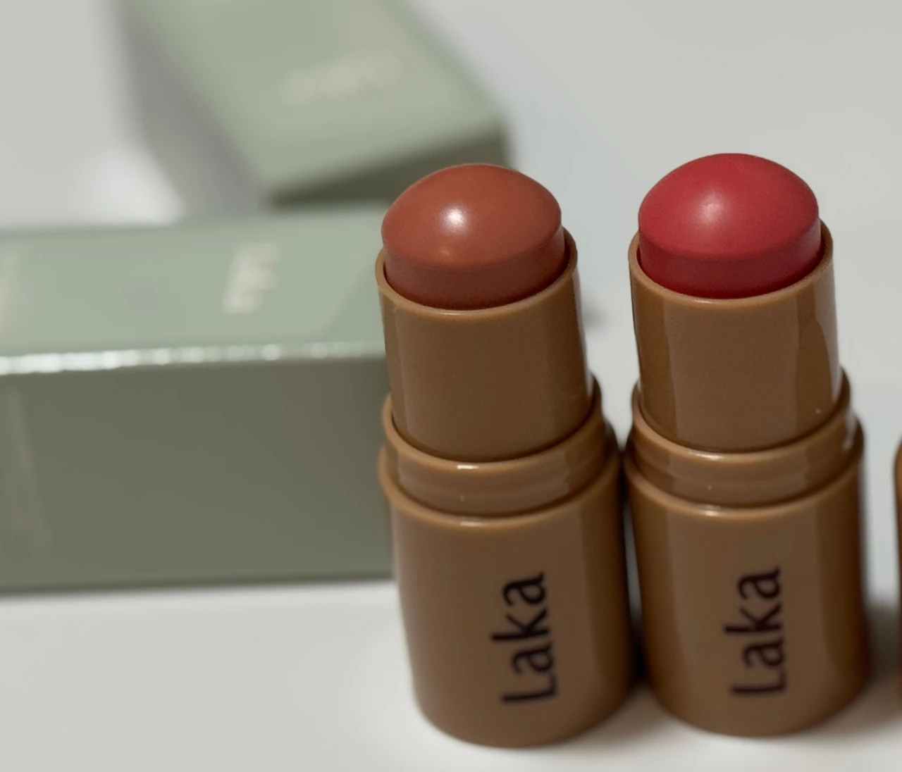 	【Laka新作】UVカットチークレビュー！絶対日焼けしたくない私のおすすめUVコスメ