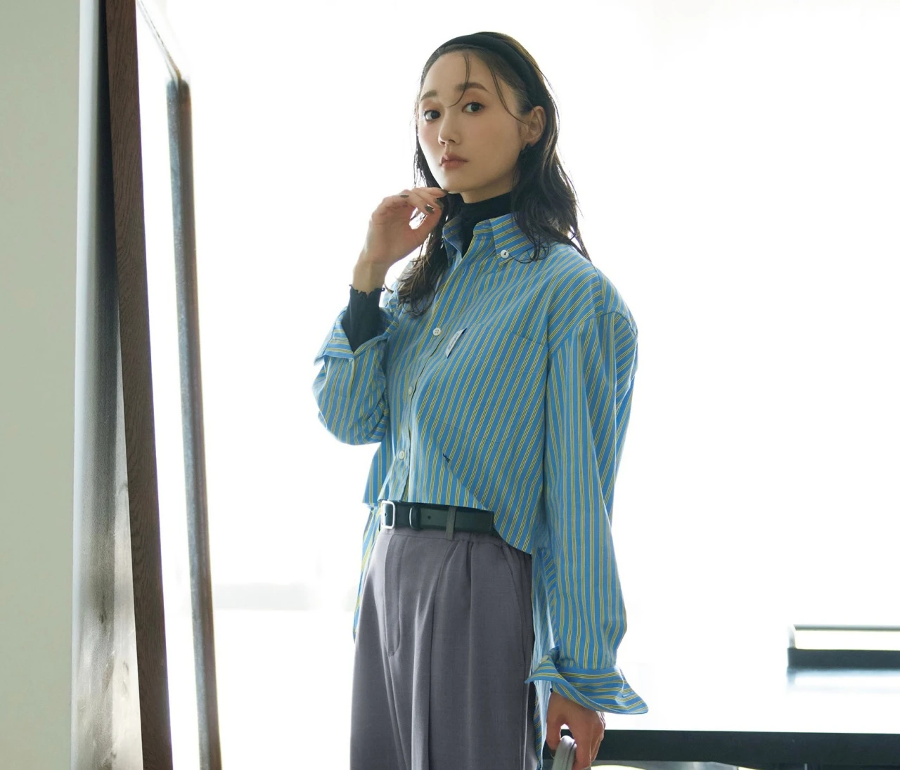 予想最高気温33℃／知的でスタイルアップもかなうワイドパンツが頼れる！【BAILA今日のコーデ】