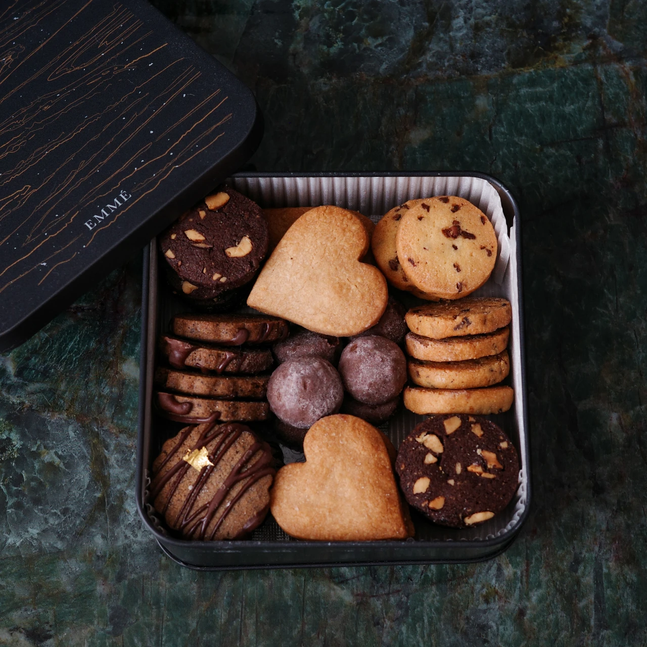 帝国ホテル発「ANoTHER IMPERIAL HOTEL」で出会う、EMMÉの絶品クッキー缶