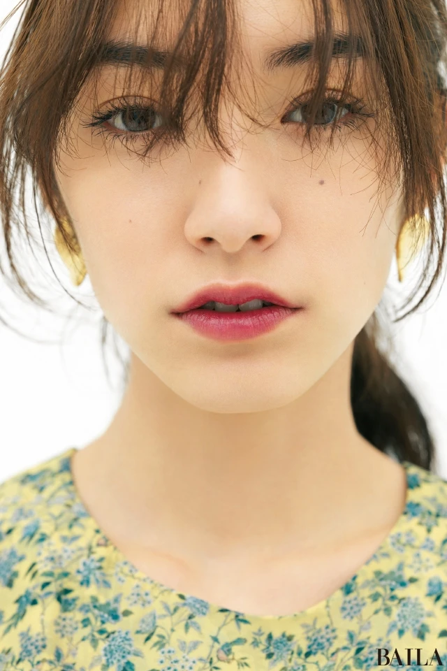 オフィス映えする肌はこのファンデーション!【ハンサムマット肌編】