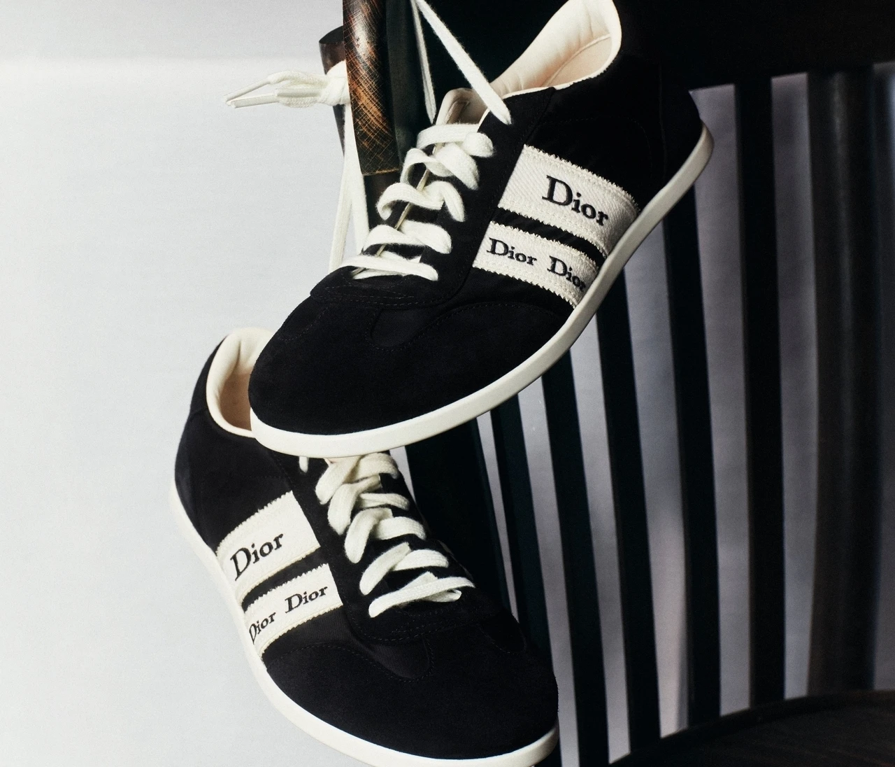 【Dior（ディオール）】新作「ディオール リボン」スニーカーを発売！