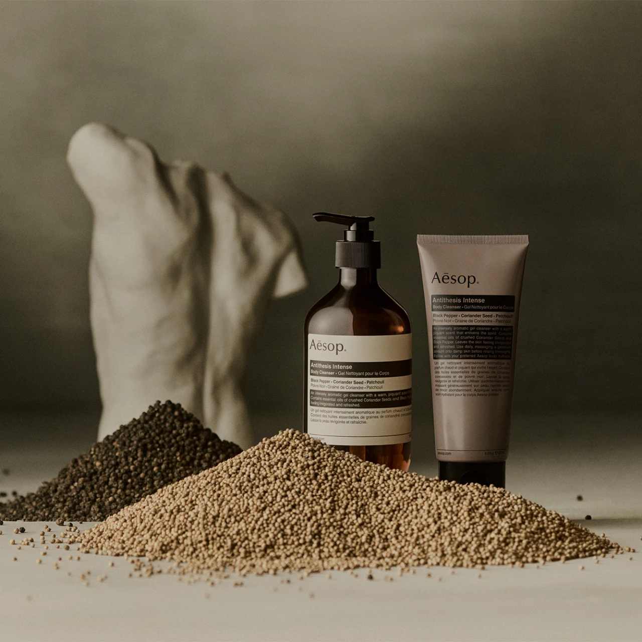 【Aēsop(イソップ)】五感を刺激するスパイシーでウッディな新ボディクレンザーが誕生