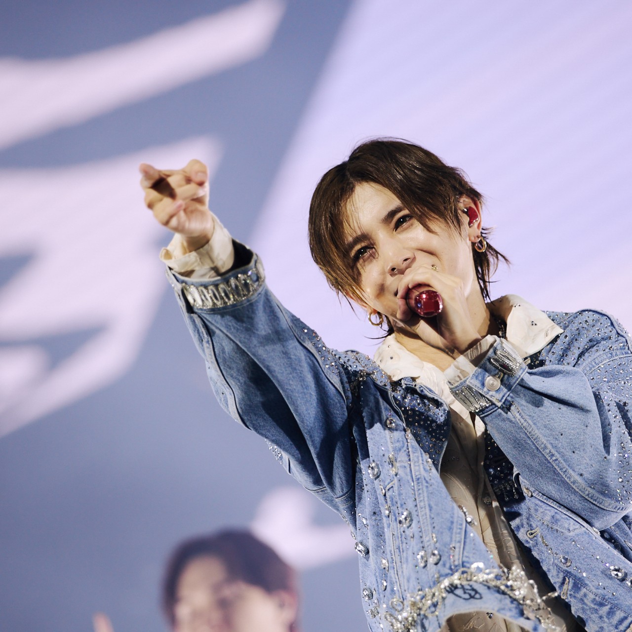 【山田涼介】深紅に染めた！ ソロ初のアジアツアーが台北で開幕!