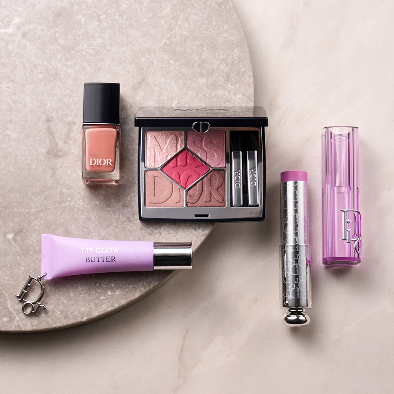 【ディオール秋新色メイク】2025年秋新色だけで作る、大人におすすめな「大人の青みピンクメイク」 ヘアメイクアップアーティスト河嶋希さんが教えます!