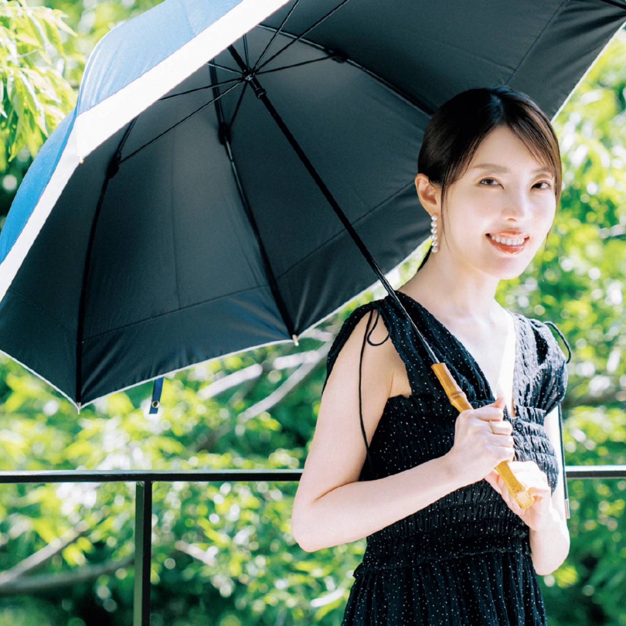 【大人の紫外線対策SNAP】美容研究家・大野真理子さんが愛用するUVコスメ、サプリを公開!