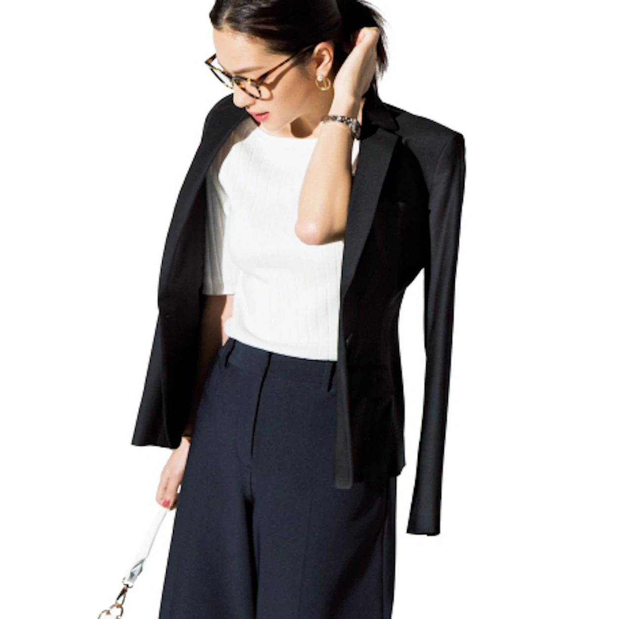 【プラステ】がなくちゃ、アラサー世代のお仕事服は始まらない♡