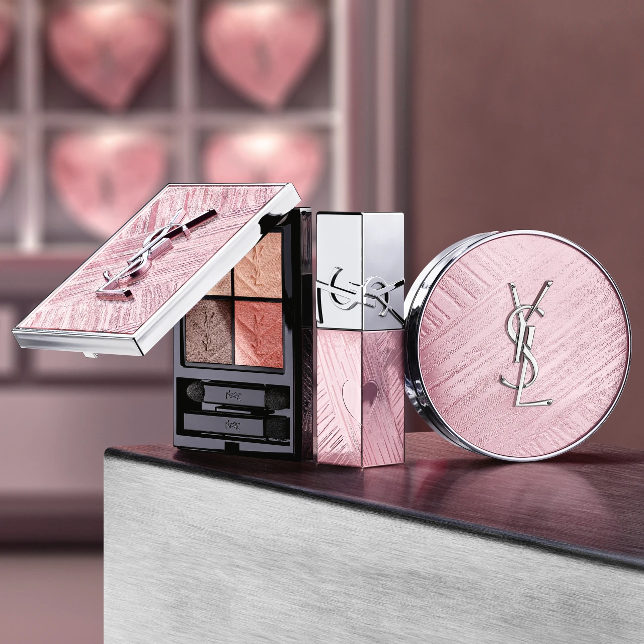 【YSL BEAUTY】人気アイテムが特別なデザインに。限定「YSL ラブ ライト コレクション」