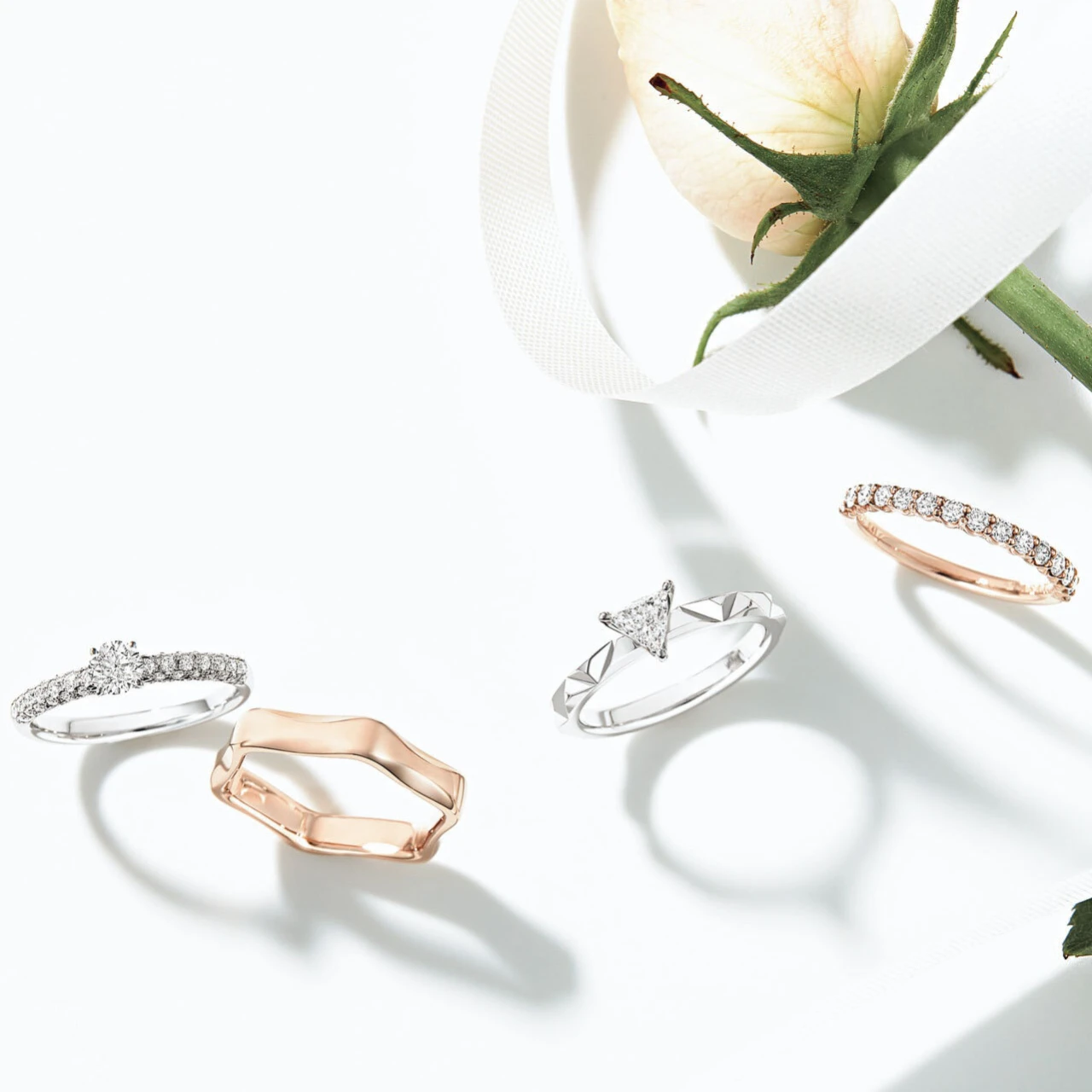 【TASAKI（タサキ）のウエディングリング】日本の繊細な美意識をたたえる指なじみのいいデザイン