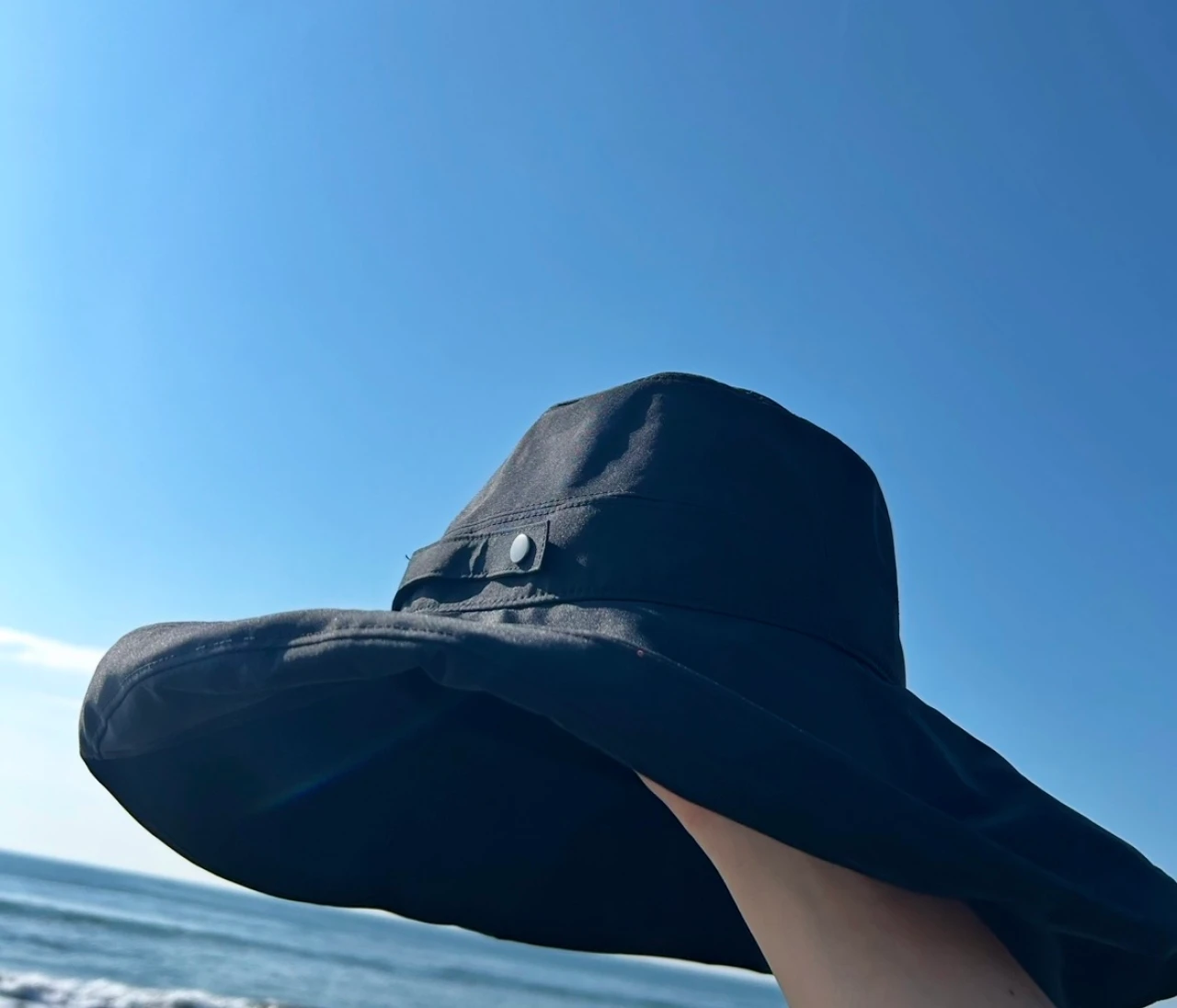 日傘代わりの最強UVカット帽子『サンバリア100』のハットで夏のお出かけも快適【エディターズピック】