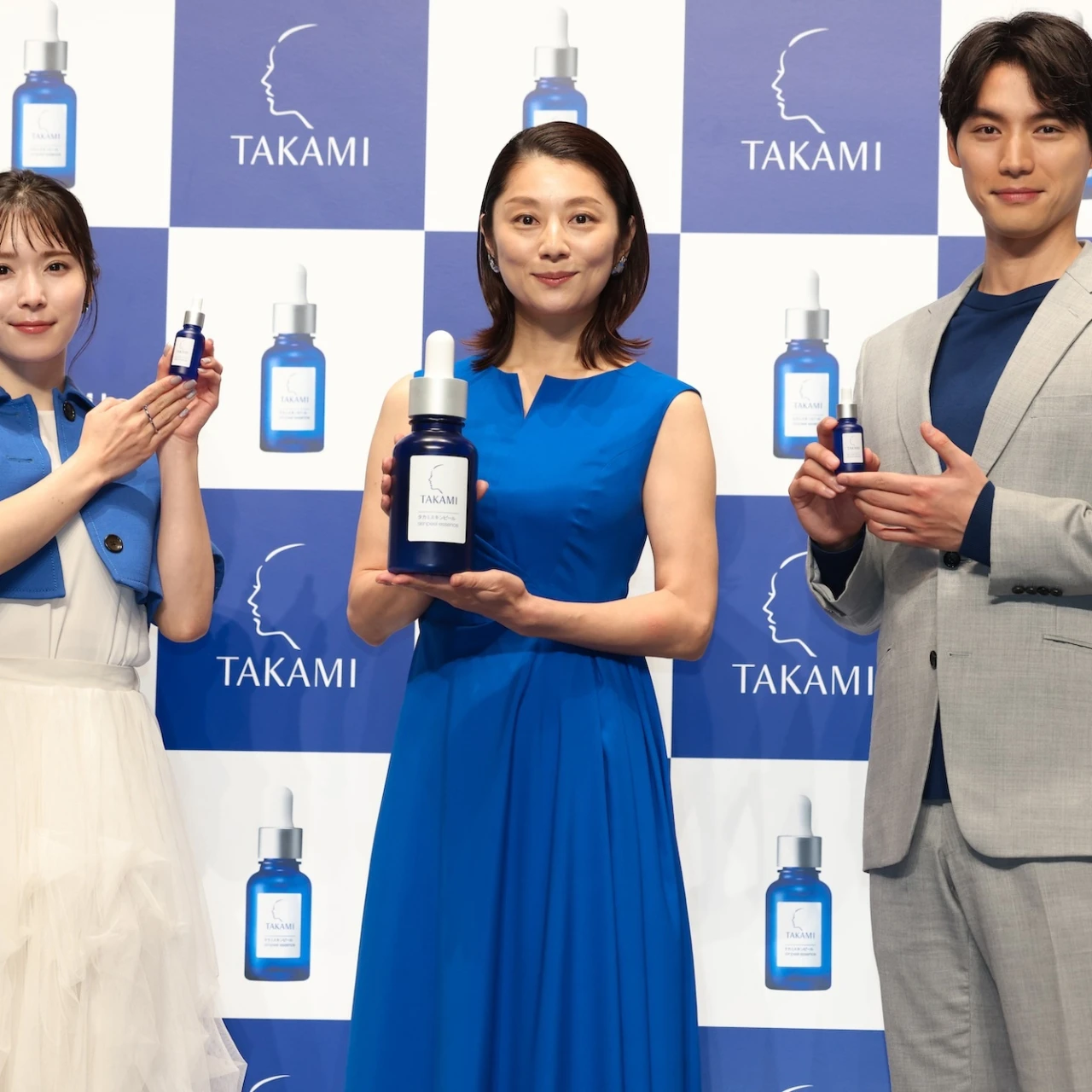 【新品未開封２本セット】タカミスキンピール限定デザインボトル 河原シンスケ タカミスキンピール】20周年記念 河原シンスケ描き下ろしpetit