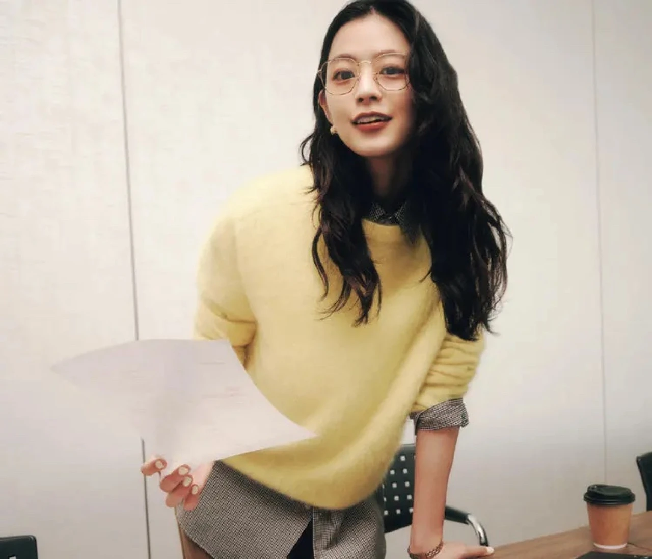 昼の会議にも夜の忘年会にもしっくりくる！3コーデ