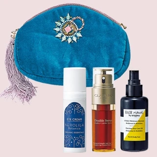 【機内持ち込みにオススメの保湿コスメ】Velnica.デザイナー・小林加奈さんの旅先ポーチ