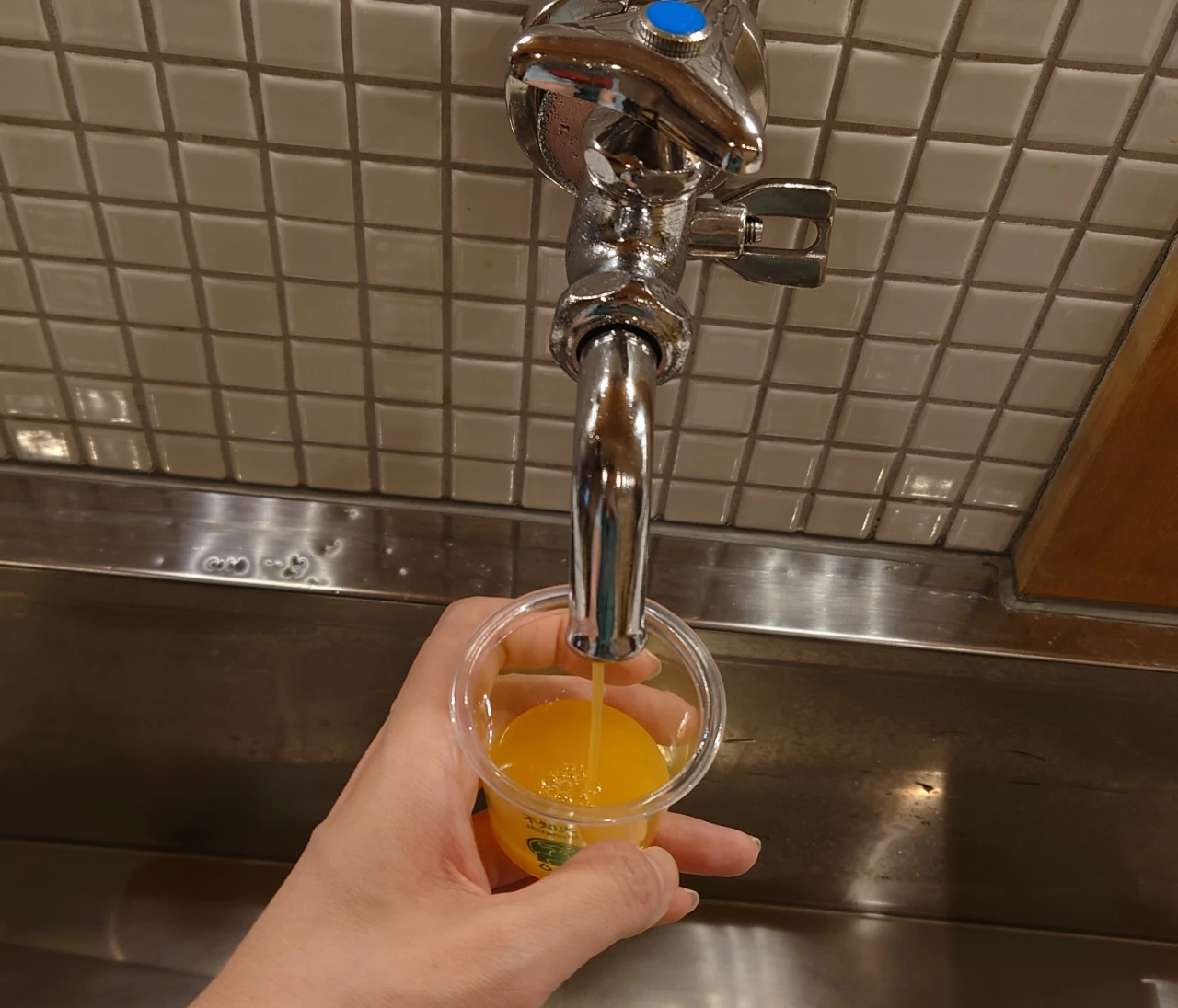 蛇口からみかんジュース？大人のための道後ぽかぽかリトリート