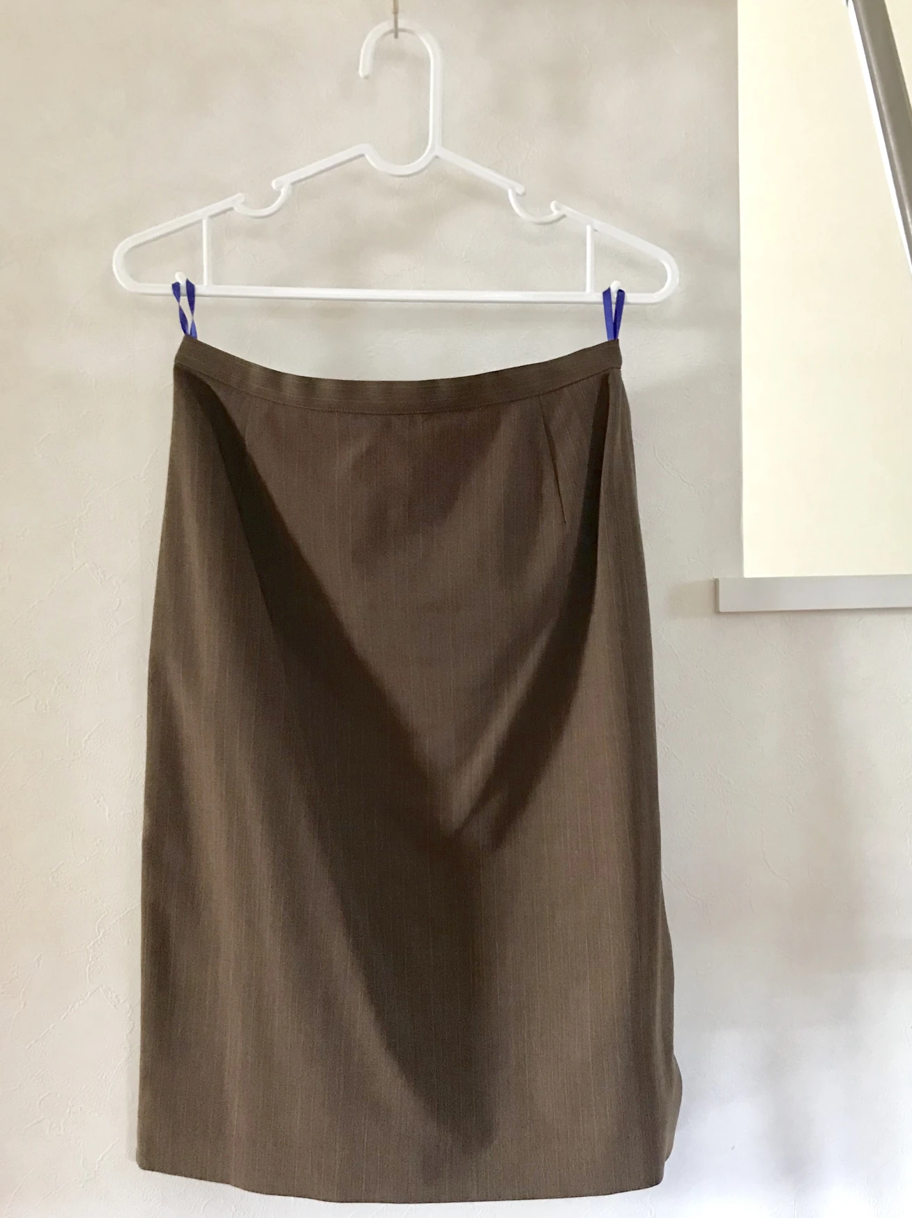 100均より断然高コスパ!?【ニトリ(NITORI)の洗濯ハンガー】がクロゼットの省スペース化にめちゃお役立ち_10
