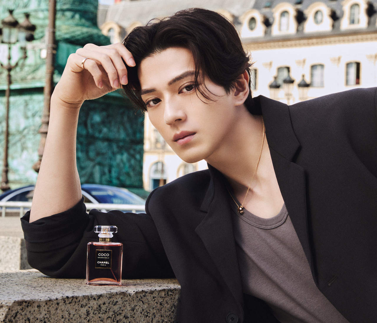 【CHANEL（シャネル）】新田真剣佑さんと歩くパリの週末