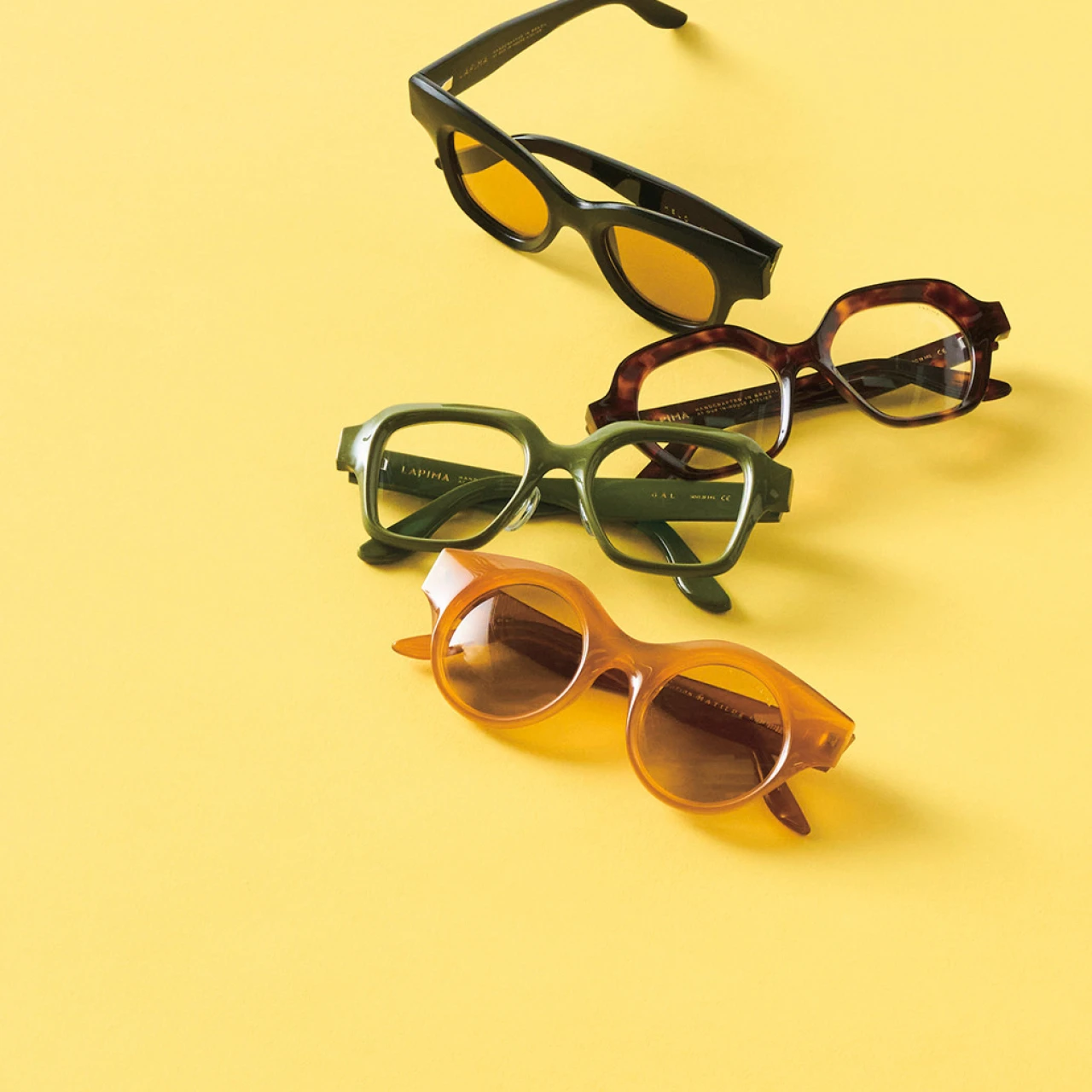 【最新ブランドニュース3選】レスポートサックの新作コラボポーチ、ロエフの別注エスパドリーユ、おしゃれ感度が上がるアイウェア