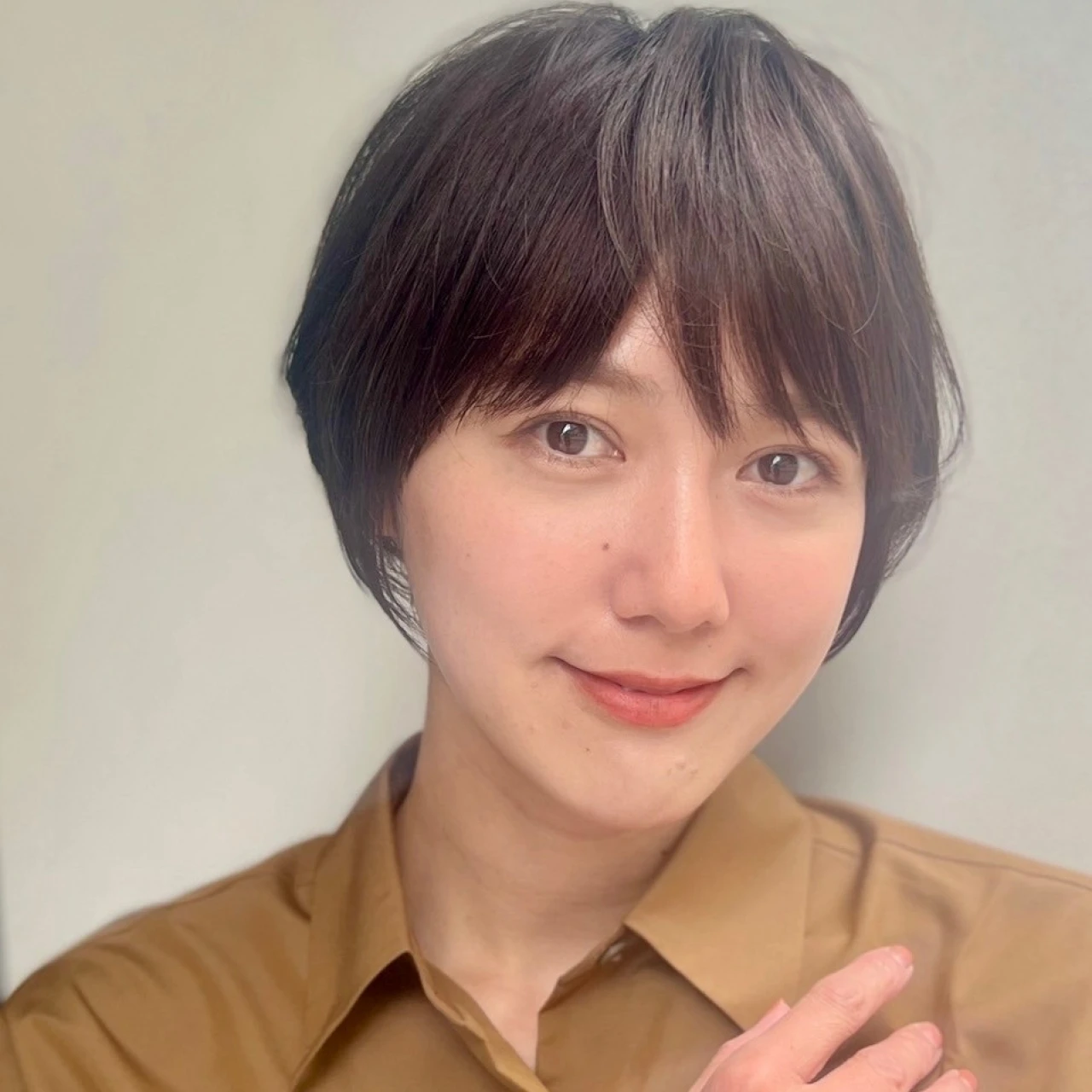 【ショート・30代～40代大人の髪型】梅雨におすすめ！こなれショートヘア