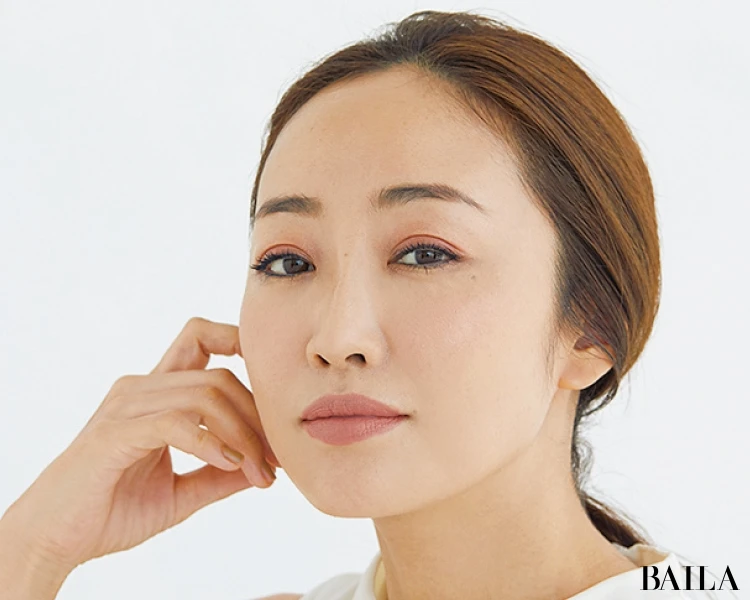 おでこ美人 神崎恵さん流 おでこが素敵に見えるヘアアレンジ Happy Plus ハピプラ