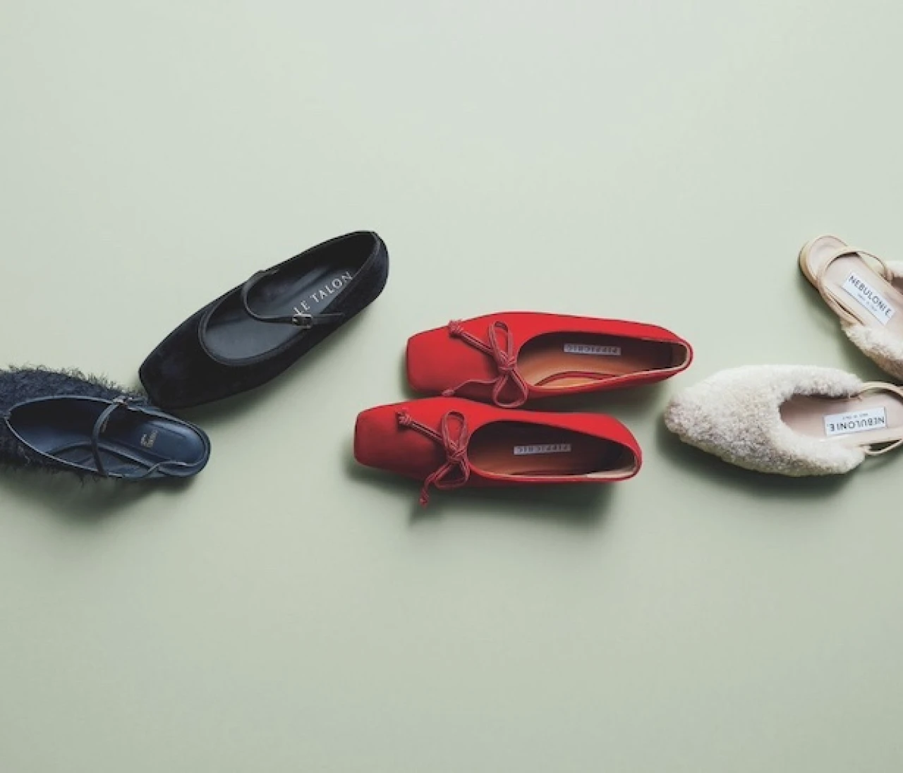 【この秋ほしい最旬フラットシューズ】ふわもこな秋素材で足もとから季節をシフト！