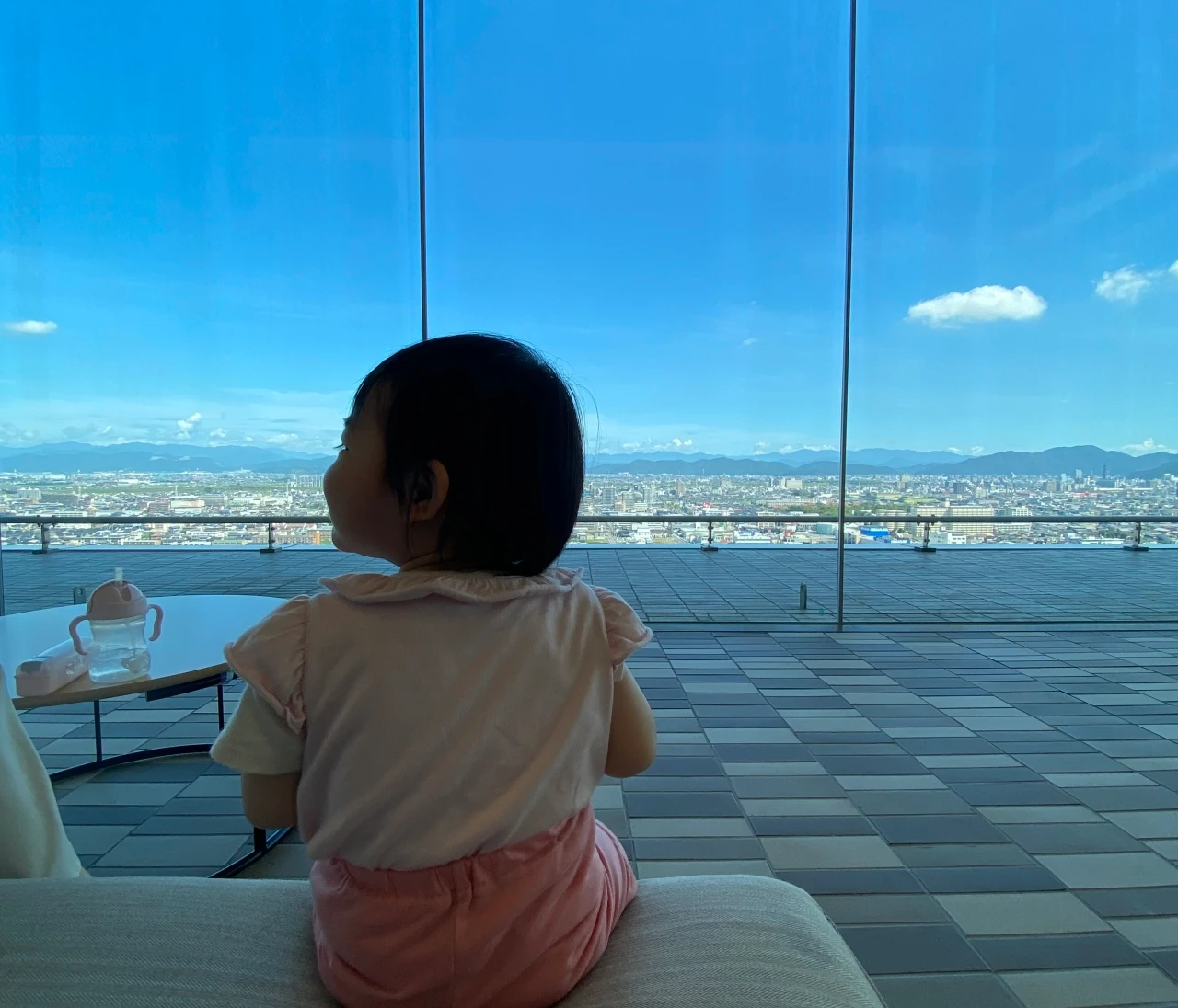 VIVANTロケ地岐阜県庁展望ロビーが子連れ散歩にぴったりだった！