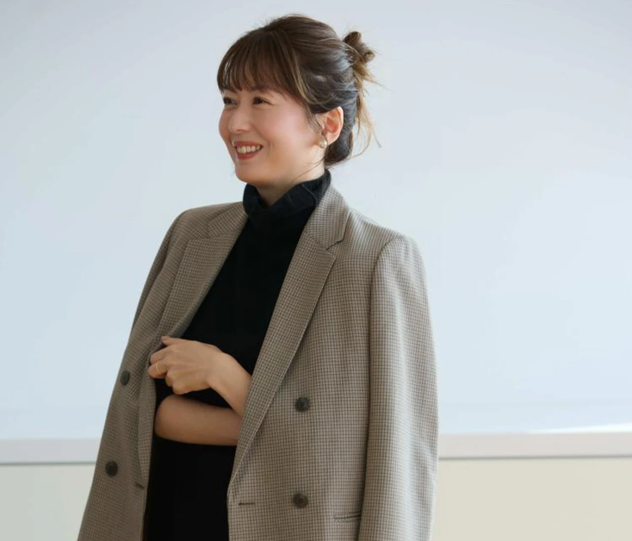 【ユニクロ秋新作】理想の「チェックジャケット」をユニクロで発見！ この秋買うなら“茶系のダブル”＜ユニクロの達人、エディター伊藤真知さんが選ぶ「秋のイチ推し」#４＞