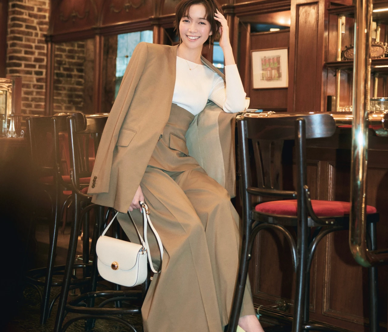 【カセット服コーデ】きれい色シューズを投入！簡単なのに抜群に新鮮見え【BAILA今日のコーデ】