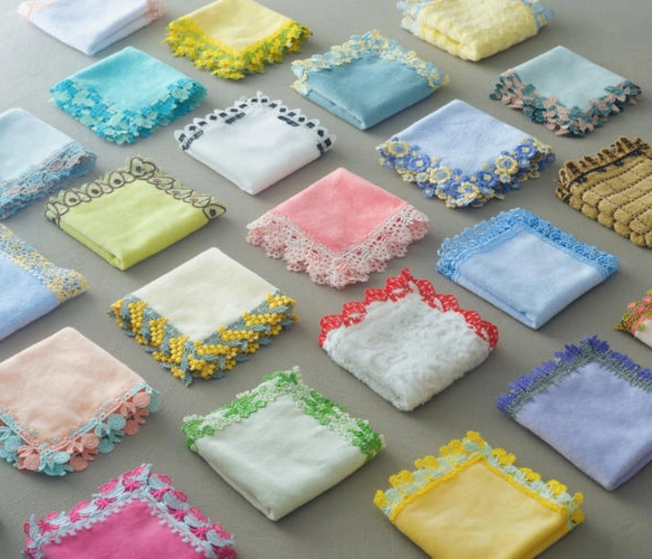 【近沢レース店】バイラメンバーのお気に入りタオルハンカチ(写真)