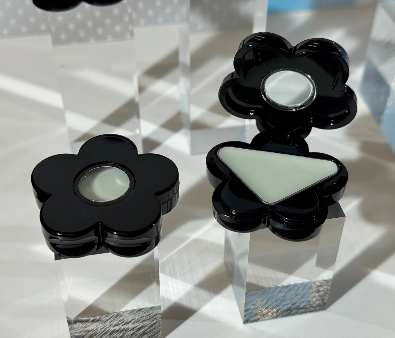 【オトナのゆらぎ肌対策】マリークワントのアクネケア＆毛穴下地をレビュー！拭き取り化粧水・ジェル・シークレットスムーザー使用感とは？