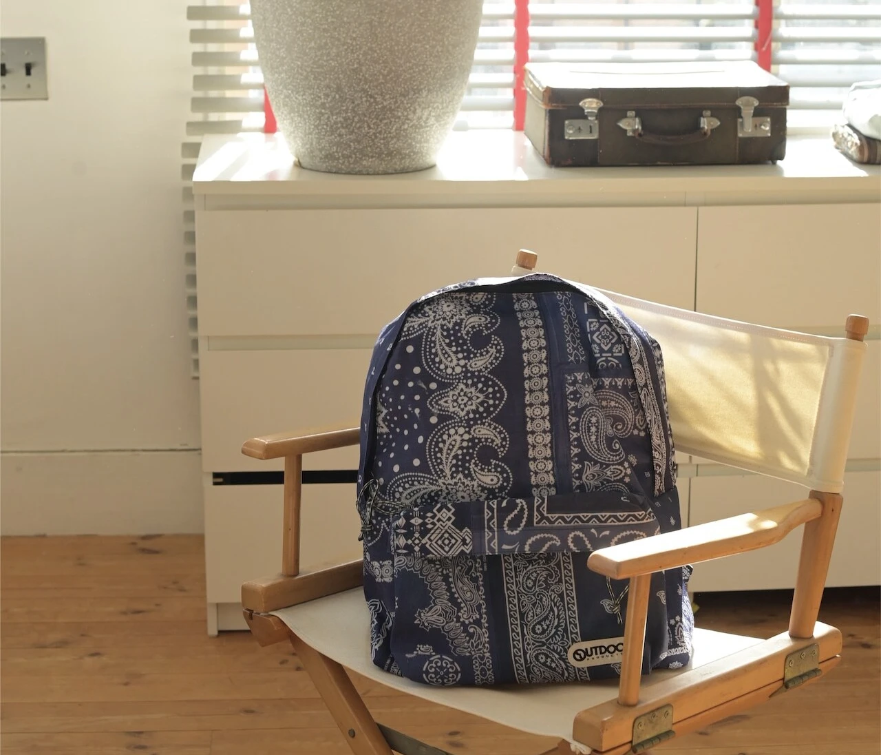 【アウトドアプロダクツ】バンダナ柄を纏ったトリプルコラボコレクションが登場