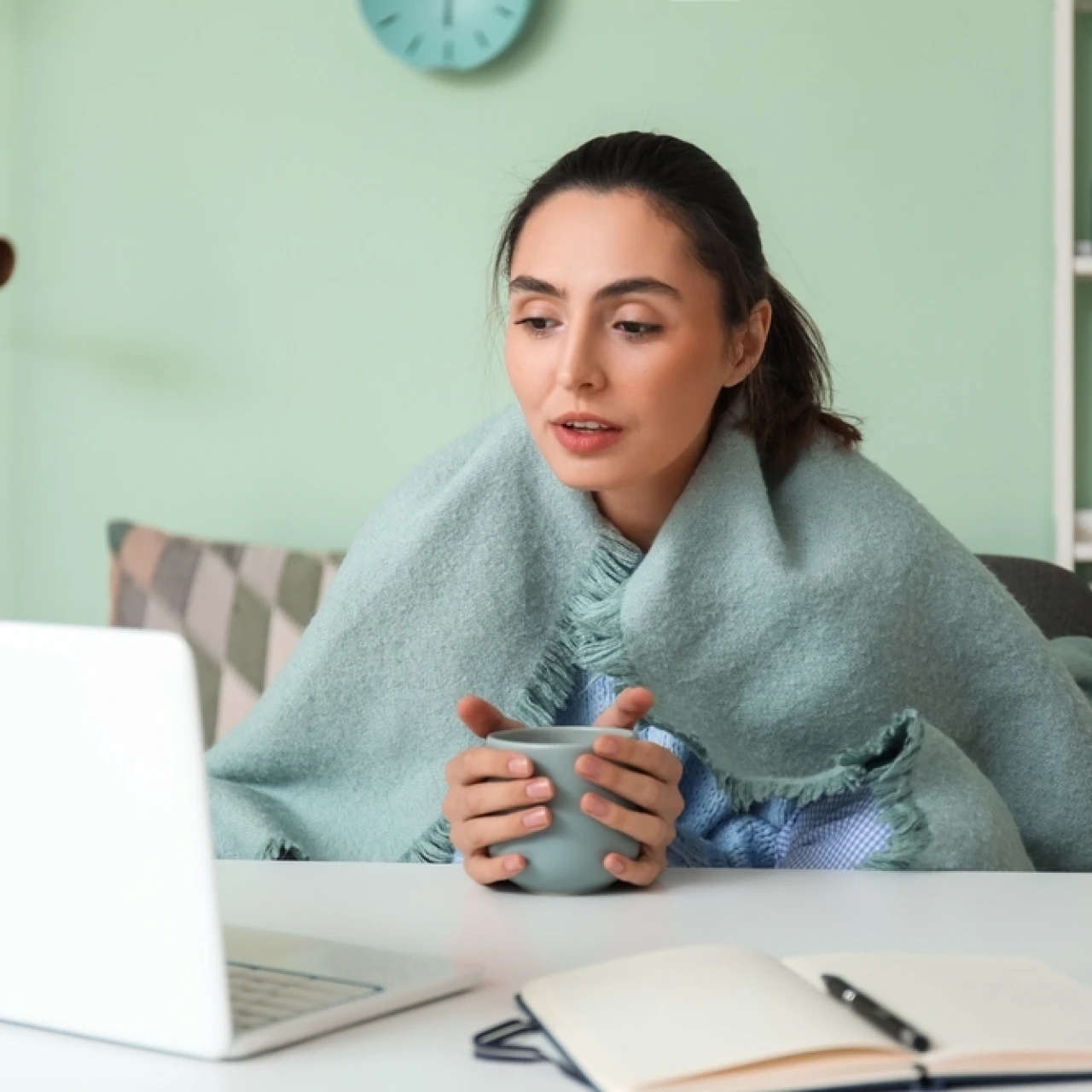 「オフィスが寒すぎる!」オフィスの空調問題どうしてる?【ナミコセンパイのオフィス相談室】