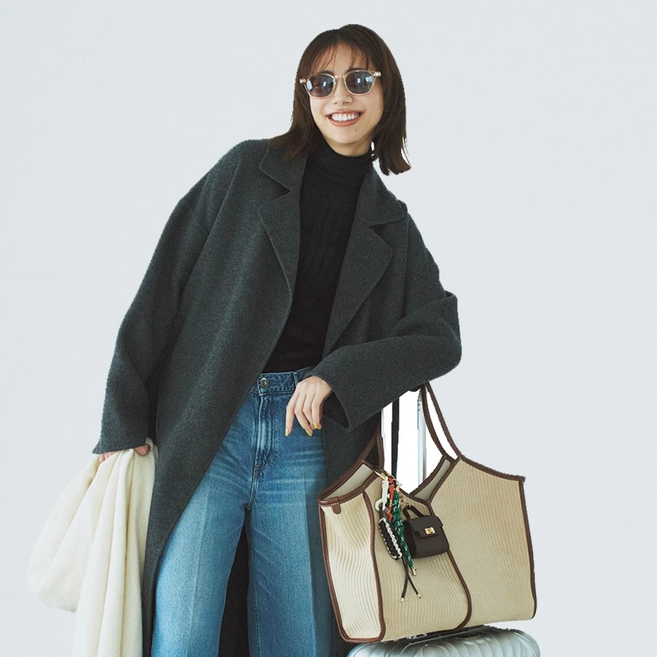 【週末旅コーデ】デニムが軸の大人カジュアル【BAILA今日のコーデ】