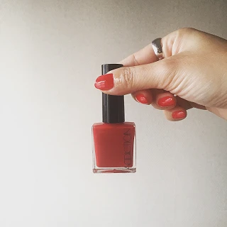 【日曜夜のネイル時間】寒くなると塗りたくなる、アディクションのシノワレッド