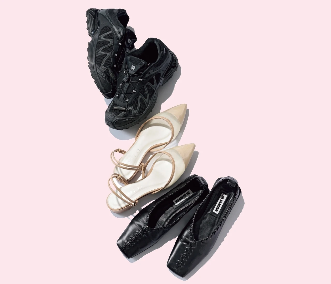 働く30代女性のリアル通勤は歩きやすいフラットシューズ