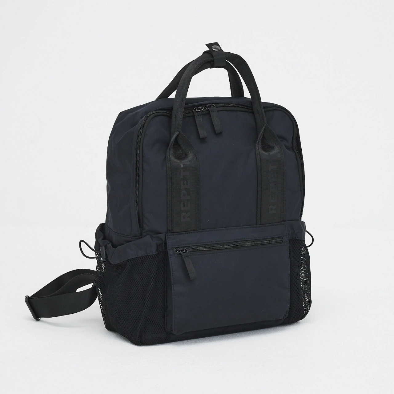 フェミニン派におすすめ！ 小柄さんも持ちやすい 「レペット」の2WAYリュック【優秀通勤リュック】