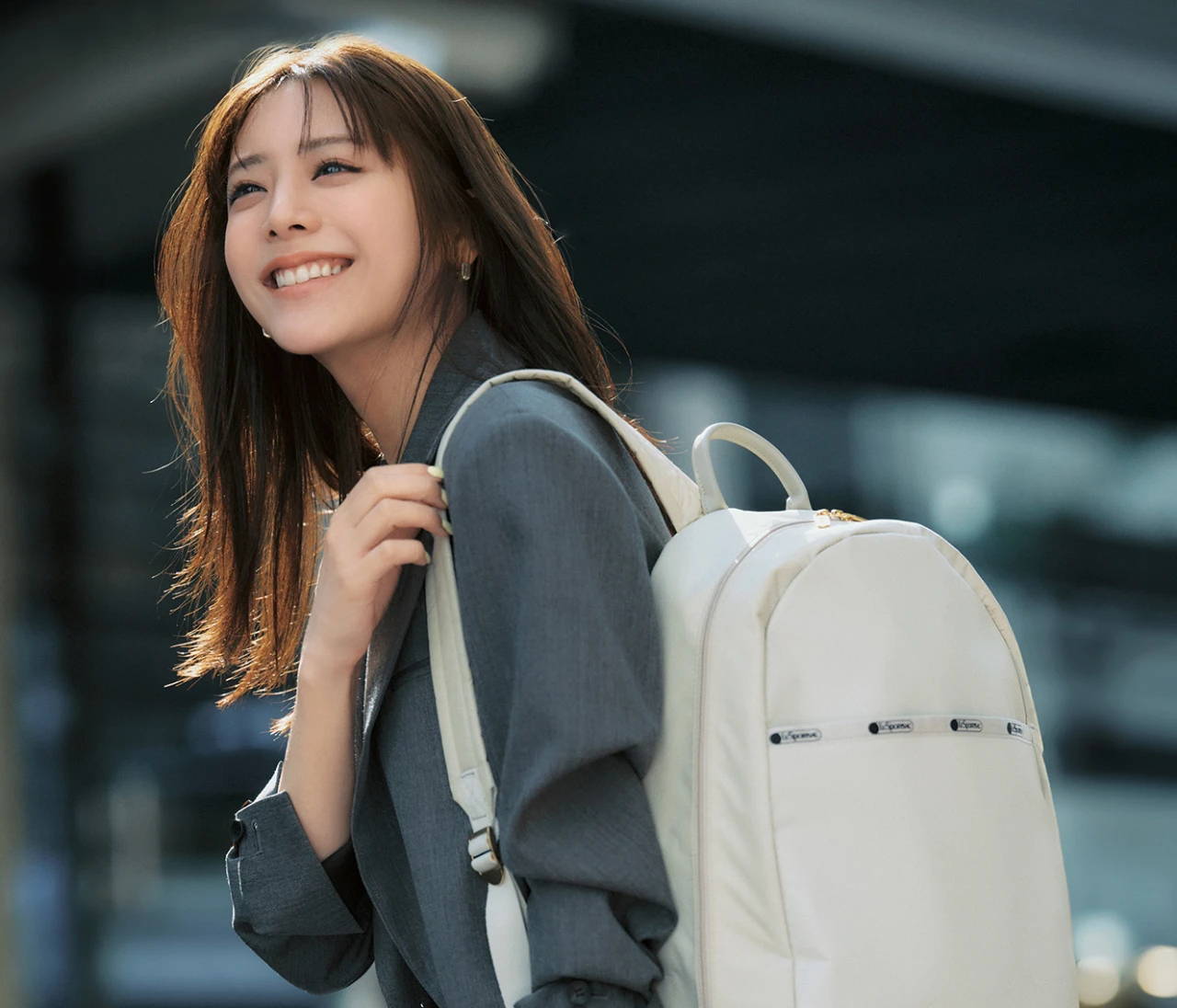 バイラ世代にちょうどいい “ちょこっとスポーティ”をかなえてくれる! レスポートサックで見つけた春の早耳トピックス