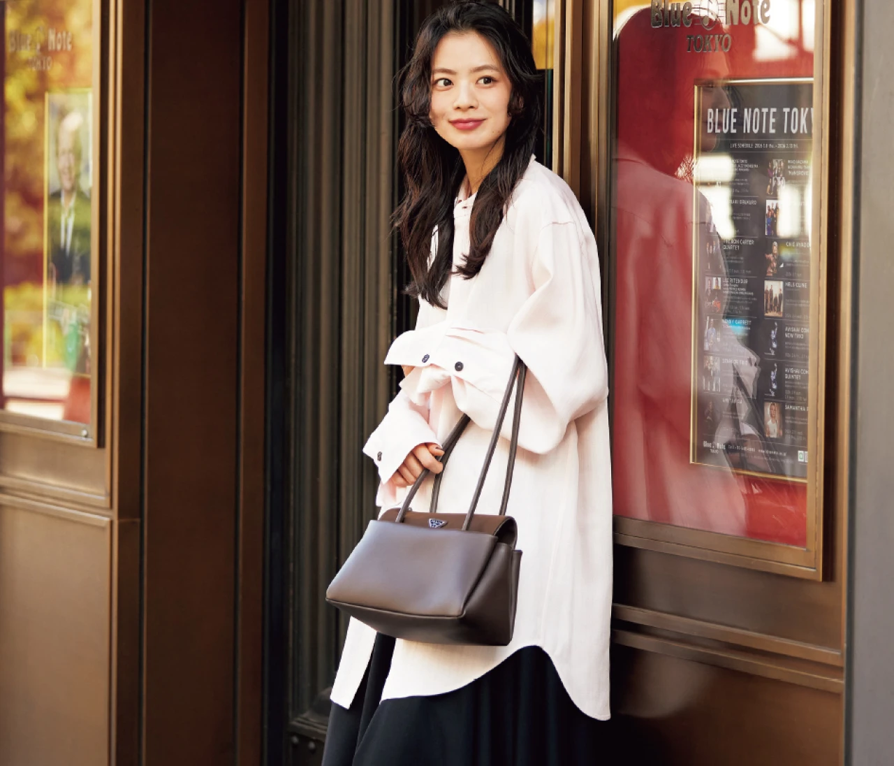 【プラダの格上げバッグ】異素材MIXが新鮮な「プラダ パサージュ」でエレガントに