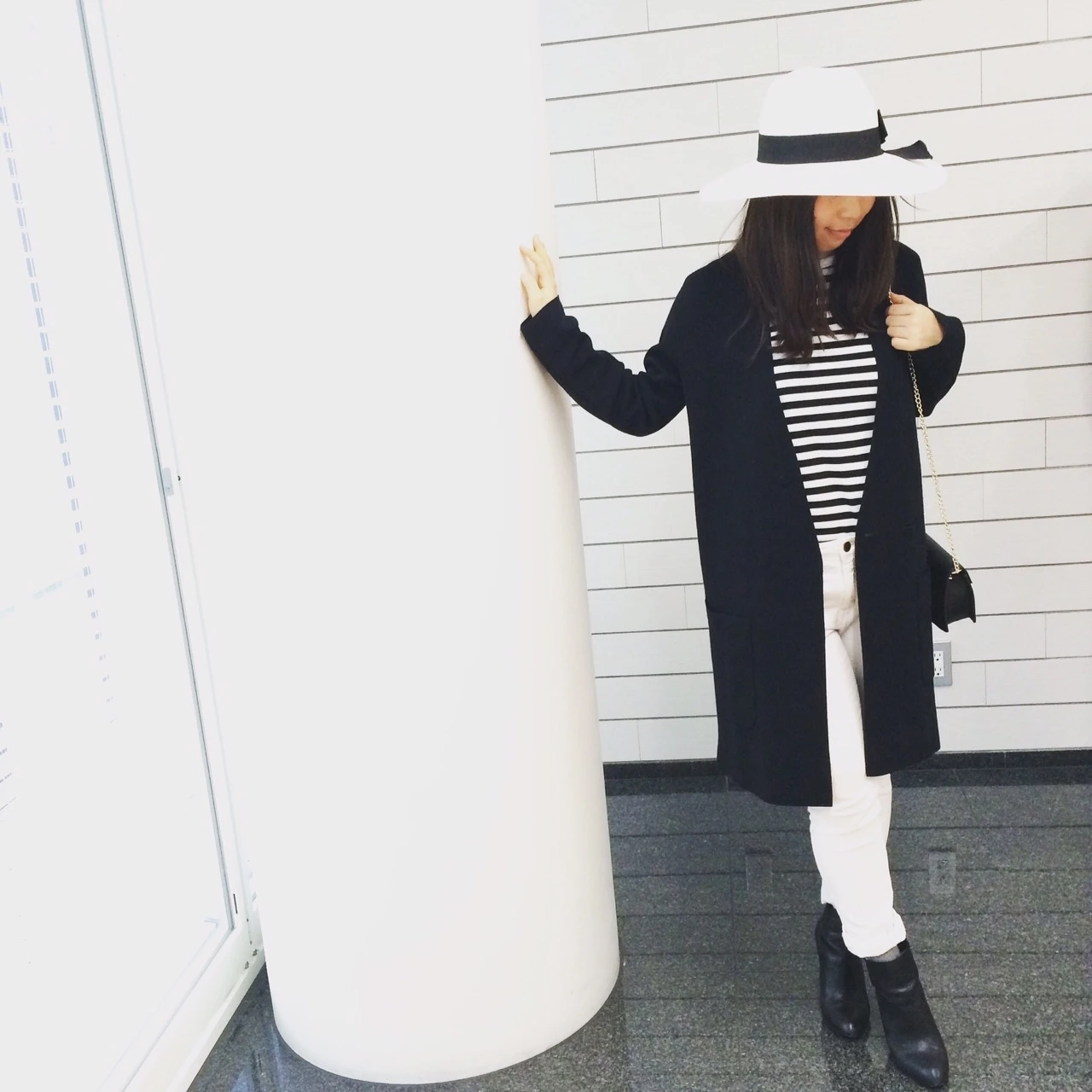 【#OOTD】編集M、アニエスベーのボーダー×週４ブランドでモノトーン♪