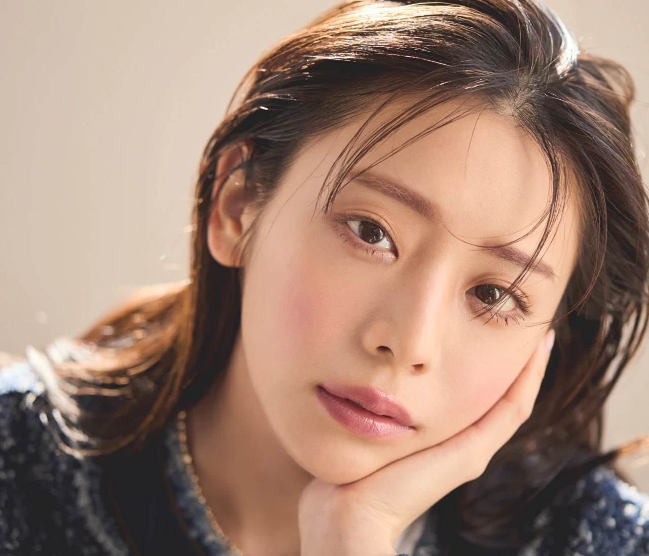 【貴島明日香】『YSL（イヴ・サンローラン・ボーテ）』のチークで作る、カジュアル血色メイク